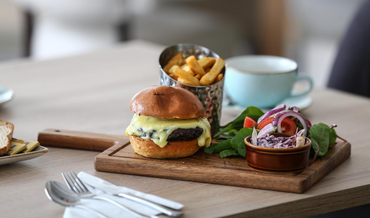 מלון Woodbury Hampton By Hilton Exeter Airport מראה חיצוני תמונה